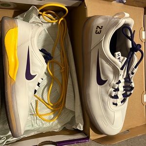 Nike SB Nyjah Free 2 NBA (purple and yellow shoe laces) *only worn once